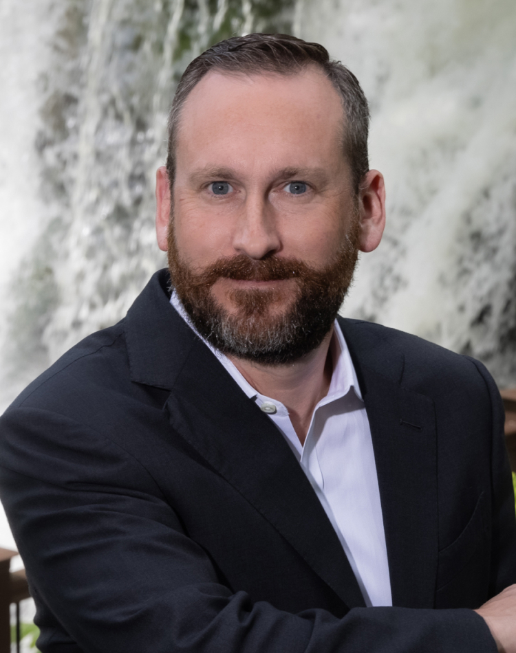 Ian von Gordon, JD, MIRM